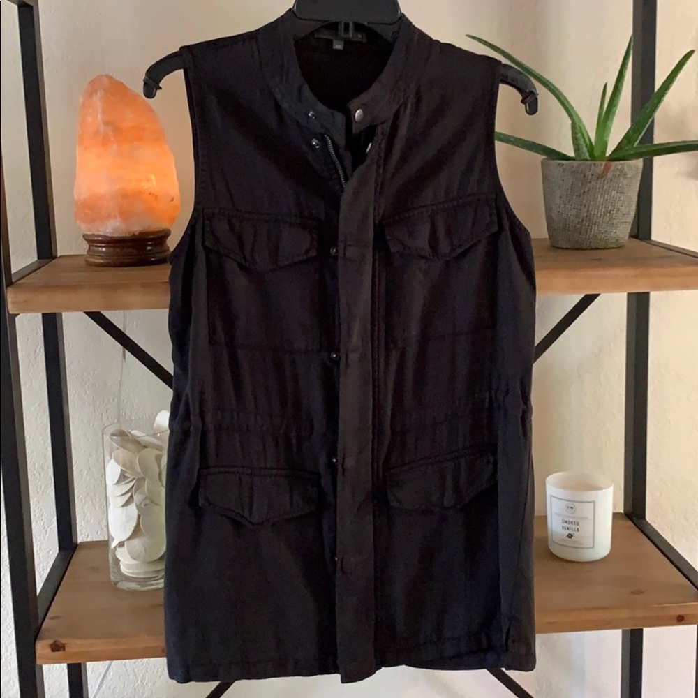 Matty M Vest. Size XS. NWOT.
